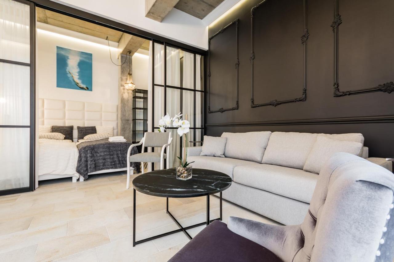 Groble Deluxe Apartments Wawelofts Krakow Luaran gambar